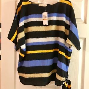 NWT! MK short sleeve top with side tie
